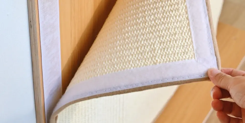Corner Scratching Board product detail