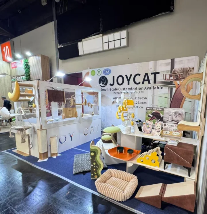 JOYCAT booth at Interzoo 2026 in Germany, displaying cat furniture and bird accessories